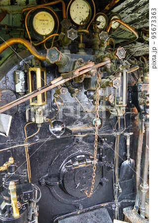 79615(9600形蒸気機関車)の運転台 79615(9600形蒸気機関車)の運転台 95673363