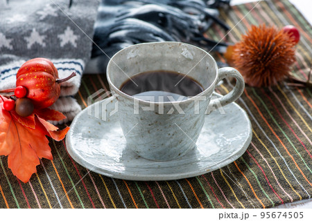 コーヒー 秋冬イメージ コーヒー 秋冬イメージ 95674505