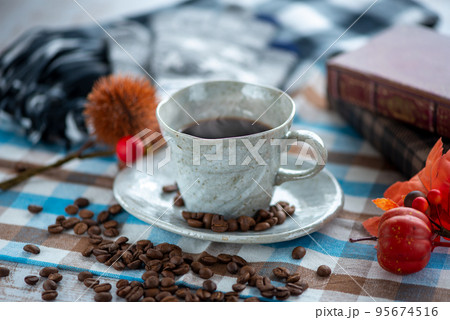 コーヒー 秋冬イメージ コーヒー 秋冬イメージ 95674516