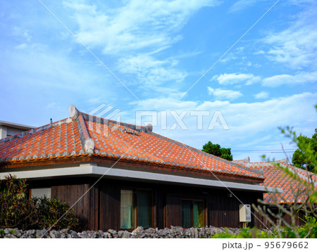 竹富島の家屋 竹富島の家屋 95679662