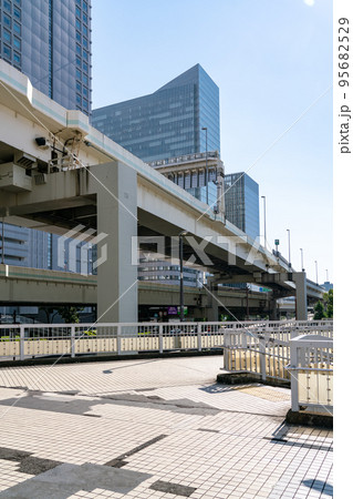 【神奈川県】横浜駅東口周辺の風景 95682529