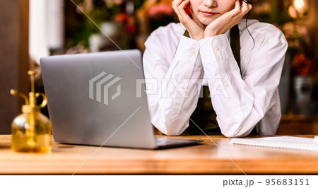 花屋 花屋 95683151