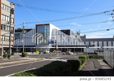 西九州新幹線　諫早駅にて（西口） 95685245