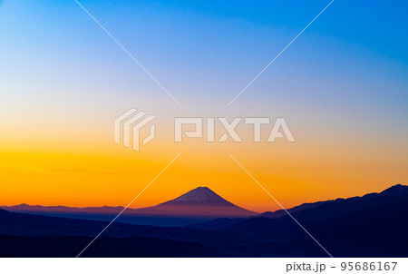 朝焼け富士山 朝焼け富士山 95686167