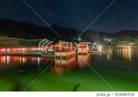 世界遺産 夜の宮島 世界遺産 夜の宮島 95686430