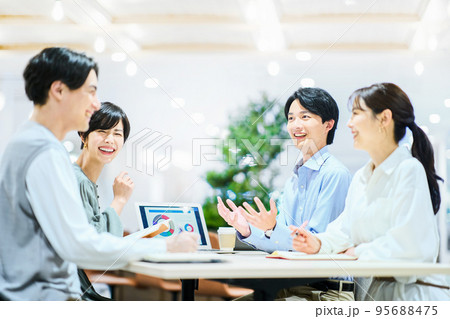 ビジネス 若い ビジネス 若い 95688475