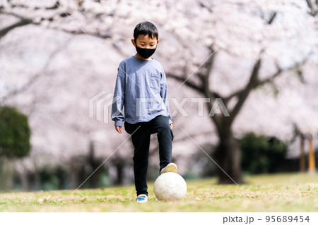 8 years old 8 years old 95689454