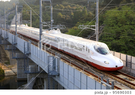 西九州新幹線「かもめ」 西九州新幹線「かもめ」 95690303