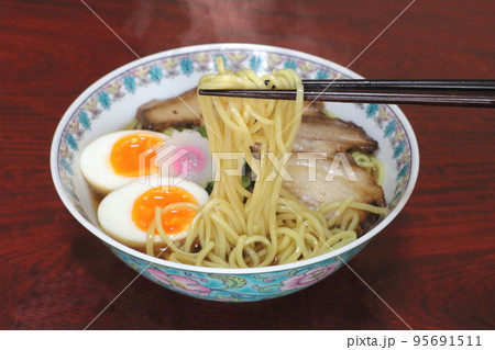 美味しいラーメン 美味しいラーメン 95691511