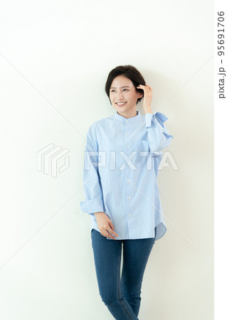 美しい歯の女性ポートレート 美しい歯の女性ポートレート 95691706