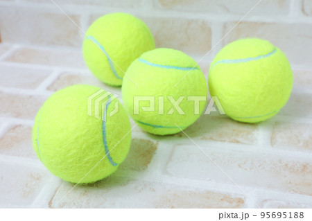 テニスボール, 球, スポーツ, テニス, 球技, ボール, 運動, 玉, コート, 試合、ラケット 95695188