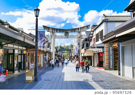 太宰府天満宮 門前町 ※一部ソフトフォーカス 太宰府天満宮 門前町 ※一部ソフトフォーカス 95697326