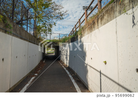 半地下道【あづみ野やまびこ自転車道】 95699062