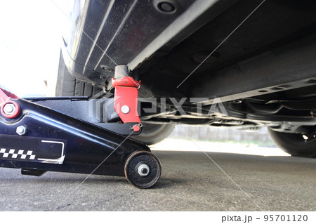 タイヤ交換 スタッドレスタイヤ タイヤ交換 スタッドレスタイヤ 95701120