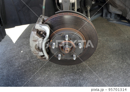 タイヤ交換　スタッドレスタイヤ 95701314