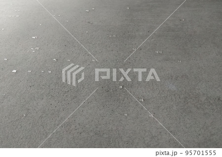 Gray concrete texture of the wall with drops of water, background. 95701555