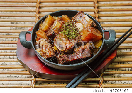 料理 食事 食べ物 95703165