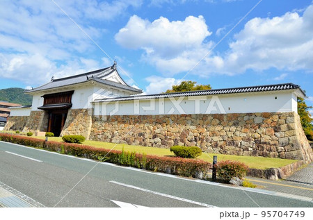 田辺城 城門と土塀 田辺城 城門と土塀 95704749