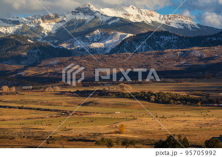 Late autumn in Colorado Late autumn in Colorado 95705992