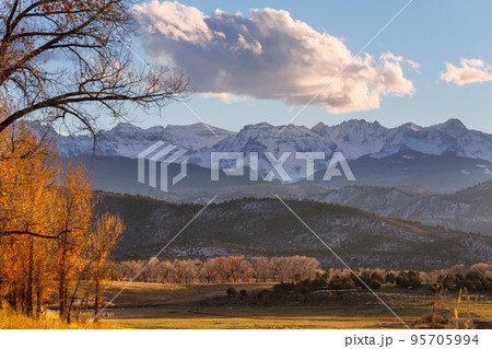 Late autumn in Colorado Late autumn in Colorado 95705994