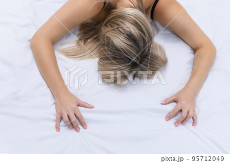 orgasm face in bed Woman in bed getting orgasm. — Stock Photo © piotr_marcinski ...