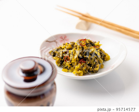 高菜の漬物 ( めんたい高菜 ) つけもの　辛子高菜 95714577