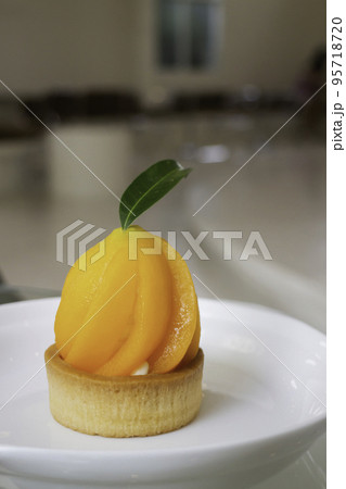 Mayongchid or marian plum cheese pie 95718720