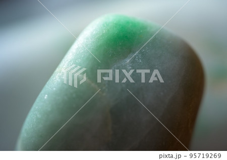 美しい翡翠 95719269