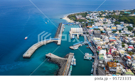 The aerial view of Little Liuqiu The aerial view of Little Liuqiu 95723335