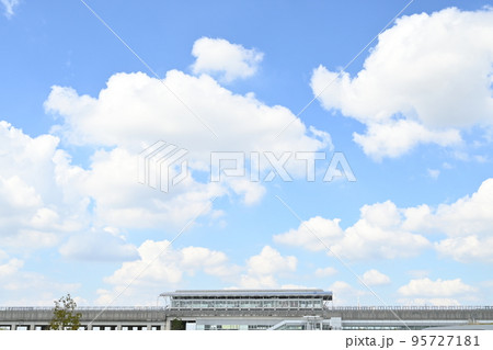 愛・地球博記念公園駅(リニモ)と空間 愛・地球博記念公園駅(リニモ)と空間 95727181