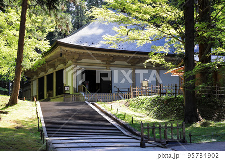 東北岩手への歴史と癒しの旅 平泉中尊寺金色堂 岩手県 東北岩手への歴史と癒しの旅 平泉中尊寺金色堂 岩手県 95734902