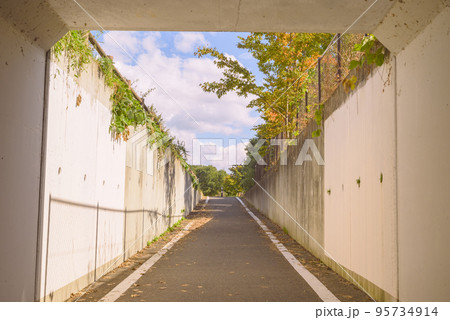 半地下道【あづみ野やまびこ自転車道】 半地下道【あづみ野やまびこ自転車道】 95734914