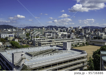 姫路 姫路市立山陽中学校 兵庫県姫路市の写真素材 [95736886] - PIXTA