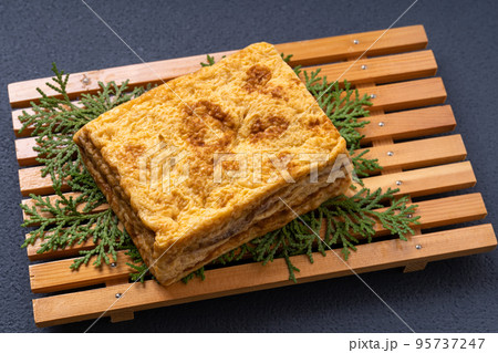 厚焼き玉子 95737247