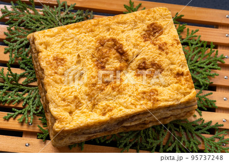 厚焼き玉子 厚焼き玉子 95737248