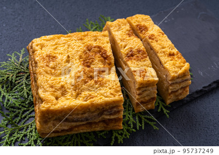 厚焼き玉子 95737249