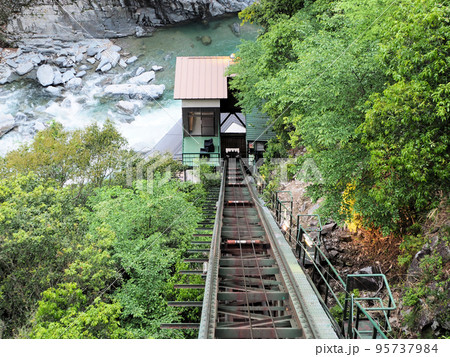 和の宿 ホテル祖谷温泉のケーブルカーから見た景色　徳島県三好市池田町松尾松本 95737984