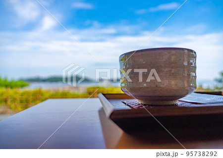 観瀾亭から見る松島湾（宮城県松島町） 95738292