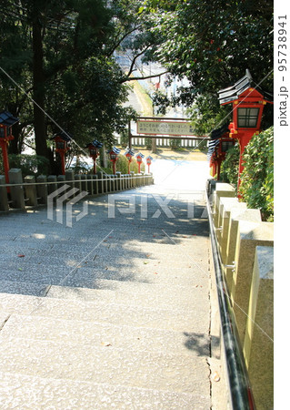 神戸・多井畑厄神八幡宮の階段 神戸・多井畑厄神八幡宮の階段 95738941