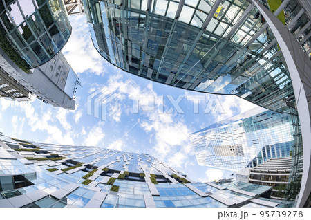 東京都・渋谷副都心の高層ビル・駅ビル 95739278