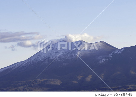 浅間山と青空 浅間山と青空 95739449