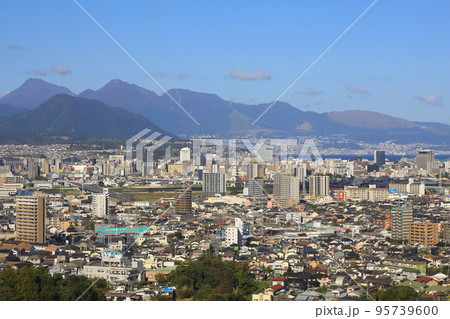 大分市街（県庁，オアシスタワー，駅ビル，宗麟大橋） 95739600