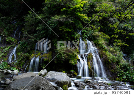 山梨県 吐竜の滝 山梨県 吐竜の滝 95740091