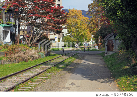 小樽 秋の旧国鉄手宮線散策路 小樽 秋の旧国鉄手宮線散策路 95740256