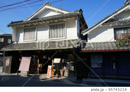 丹波篠山市二階町通　古い町並み 95743219