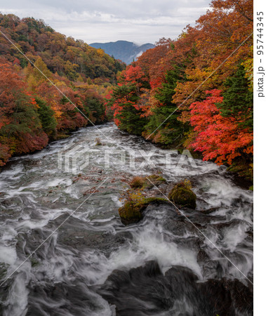 超絶景 栃木県日光市 ☆龍頭の滝の紅葉☆作品パネル1点物 超絶景 栃木