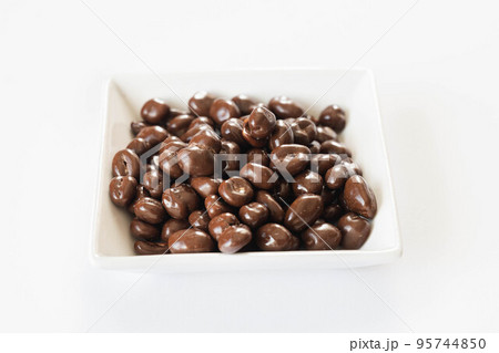 駄菓子　麦チョコ 95744850