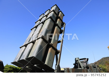 自衛隊（ロケット発射ユニット）訓練用 95745252