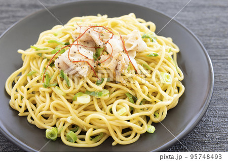 ねぎ塩焼きそば 95748493