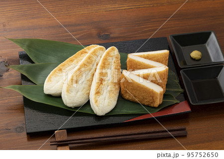 笹かまぼこ_仙台名産の郷土料理 笹かまぼこ_仙台名産の郷土料理 95752650